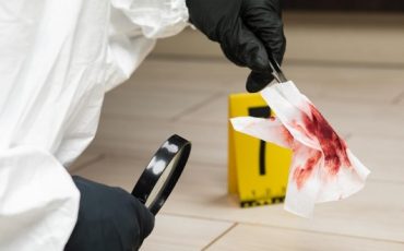 Ist eine Tatortreinigung steuerlich absetzbar?