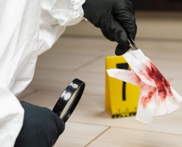 Ist eine Tatortreinigung steuerlich absetzbar?