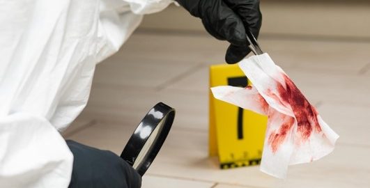 Ist eine Tatortreinigung steuerlich absetzbar?
